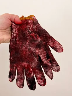 ForensicFX Studios Bloody, Dirty Work Gloves Prop></noscript> Halloween Accessories