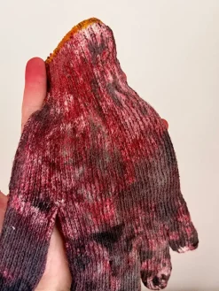 ForensicFX Studios Bloody, Dirty Work Gloves Prop></noscript> Halloween Accessories