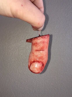 ForensicFX Studios Severed Toe Prop><noscript><img width=